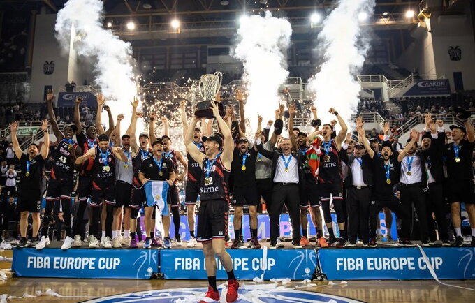 FIBA Europos taurę iškovojo Bilbao klubas (FIBA Europe nuotr.)