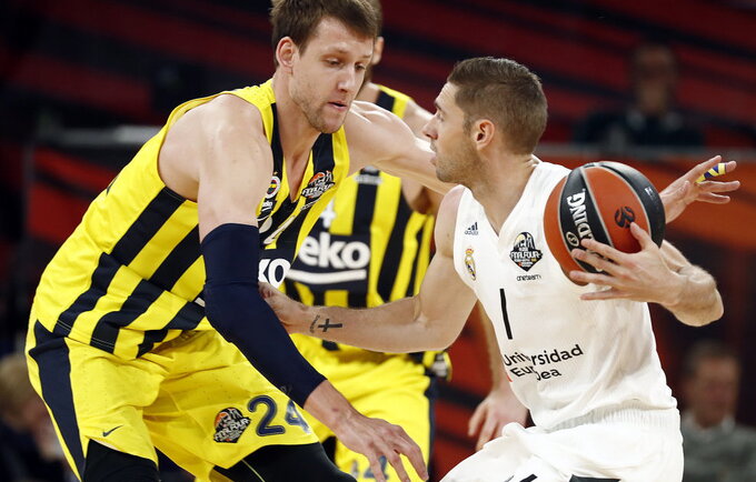 J.Vesely Australijai skirs 16 tūkst. JAV dolerių (Scanpix nuotr.)
