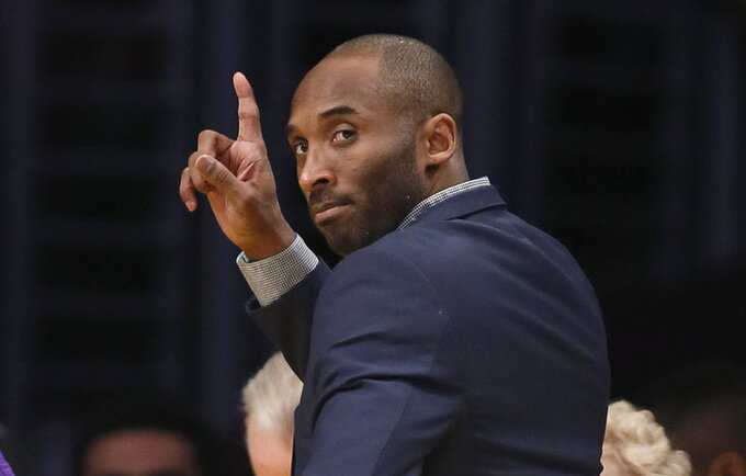 K.Bryantas šiuo metu yra brangiausiai apmokamas NBA žaidėjas (Scanpix nuotr.)