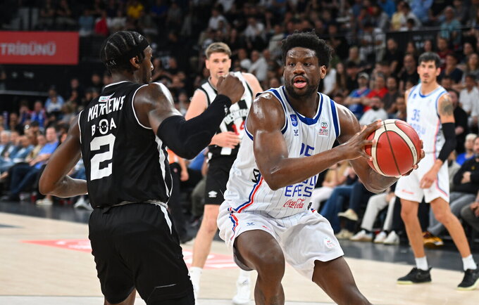 „Anadolu Efes“ pralaimėjo kovą