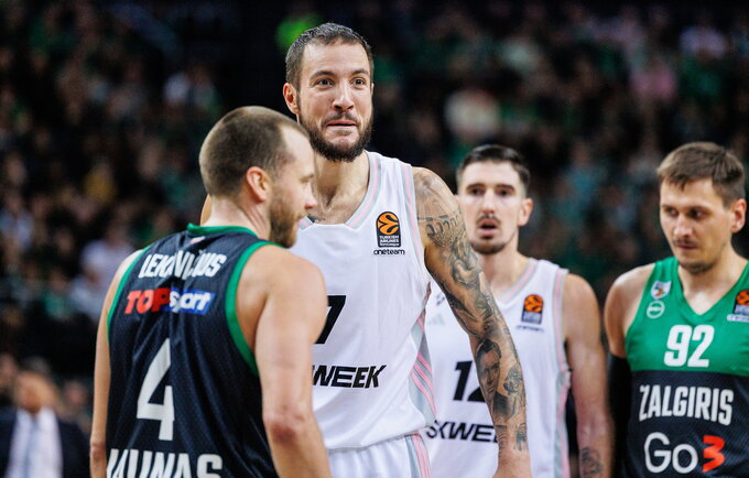 J.Lauvergne'as turėtų likti ASVEL (BNS nuotr.)