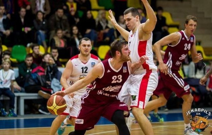 D.Redikas Latvijoje žaidžia sėkmingai