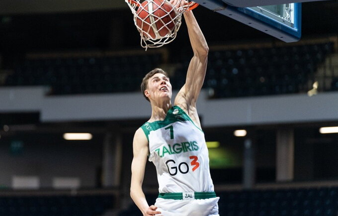 J.Sirtautas keliasi į NCAA