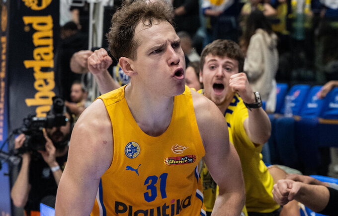 R.Jokubaitis liko be pergalės
