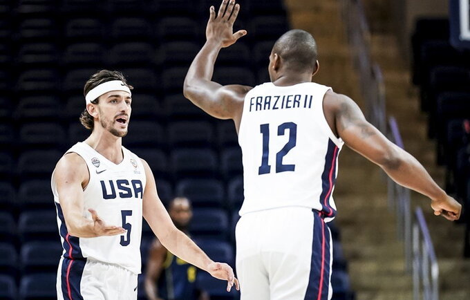 D.Stocktonas vedė amerikiečius link pergalės (FIBA nuotr.)