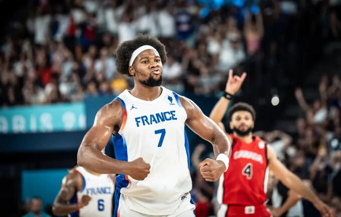 G.Yabusele buvo tarp pagrindinių pergalės kalvių (FIBA nuotr.)