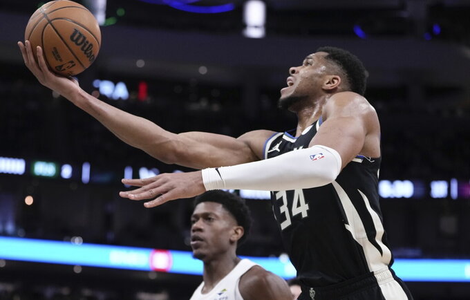G.Antetokounmpo nepristabdė lygos lyderių (Scanpix nuotr.)
