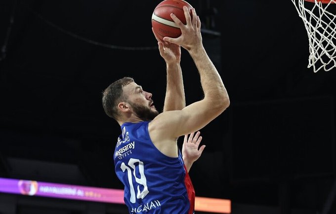 M.Sajus pelnė 10 taškų