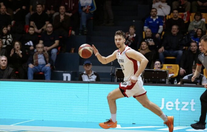 S.Jarumbauskas pelnė 6 taškus (Organizatorių nuotr.)