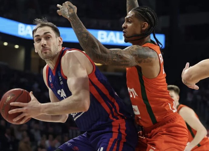T.Cavanaugh buvo rezultatyvus (Euroleague.net)