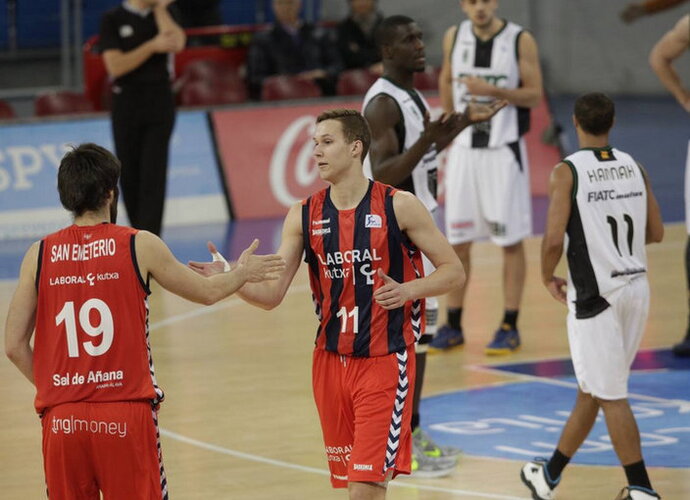 T.Sedekerskis per 10 minučių į krepšį nemetė