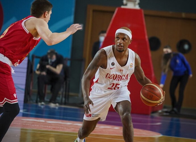 T.McFaddenas nukalė triuškinančią pergalę (FIBA Europe nuotr.)
