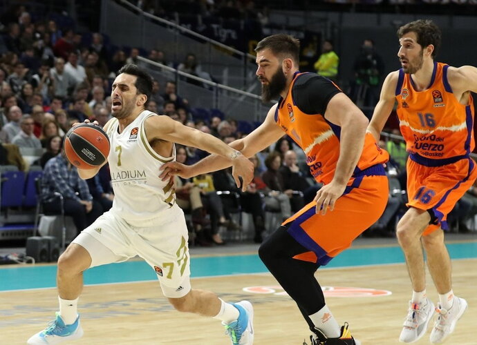 F.Campazzo fenomenaliai skirstė kamuolius