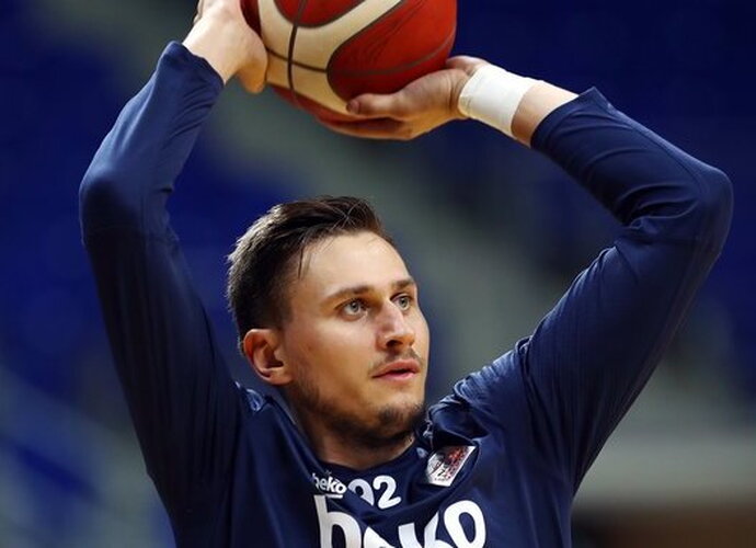 E.Ulanovas pelnė 5 taškus
