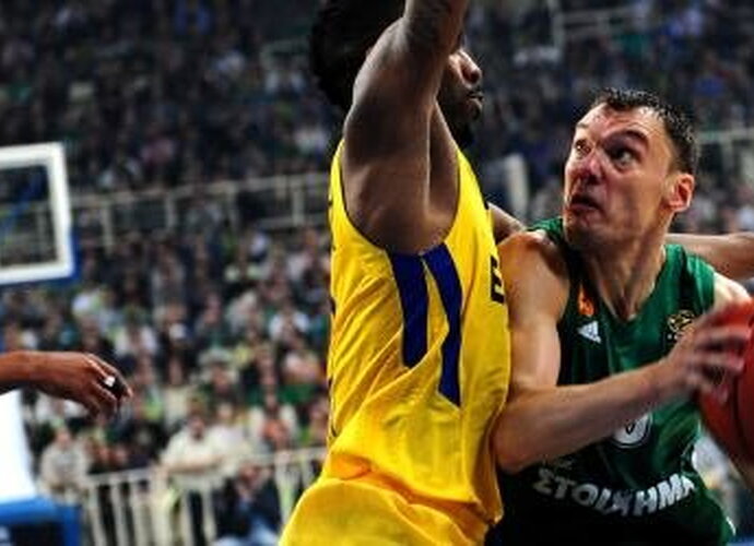 Lietuvio ir Ž.Obradovičiaus nuomone, lemiamo metimo metu buvo prasižengta (nuotr. Scanpix)
