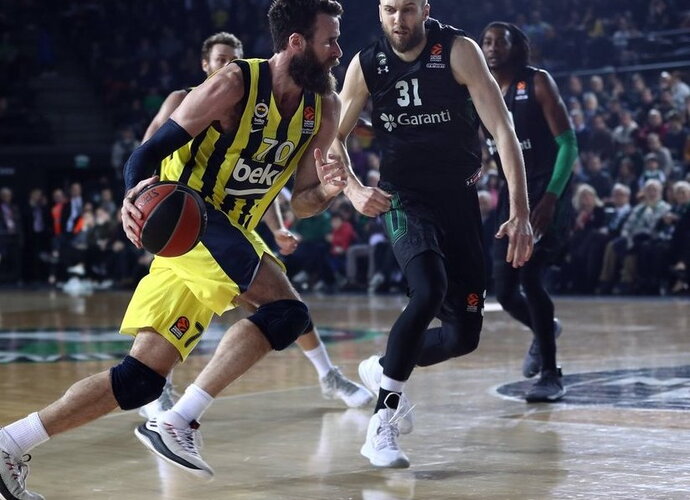 „Fenerbahče“ išvyko laimėjusi