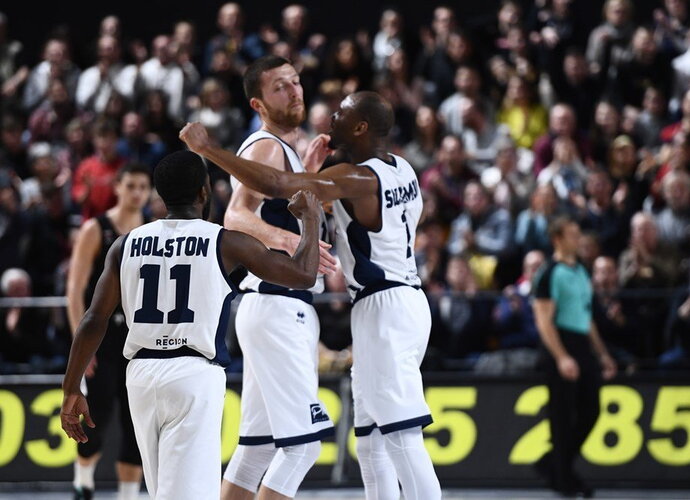 S.Kulvietis dar gali žaisti šio sezono FIBA Čempionų lygoje (FIBA Europe nuotr.)