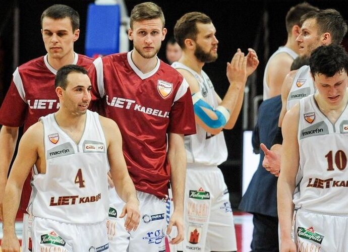 Panevėžiečiams teko suklupti (Fotodiena.lt nuotr.)