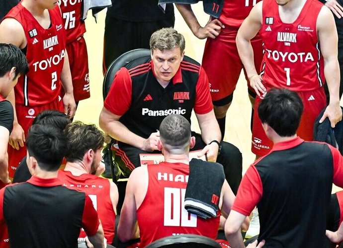 D.Adomaičio komandos laukia lemiama kova