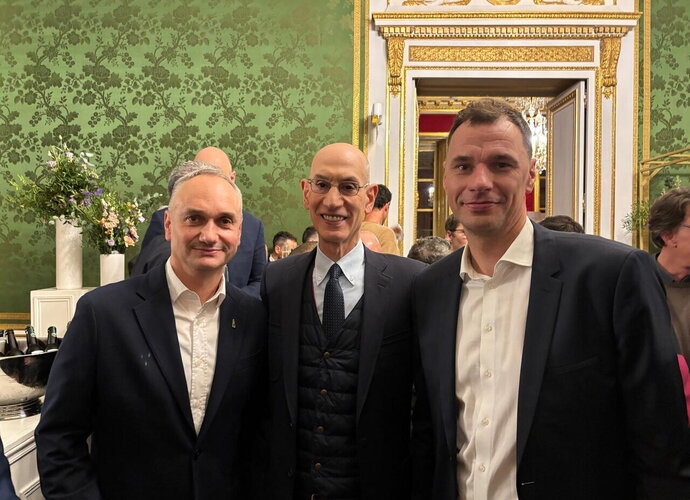 M.Balčiūnas ir D.Gudelis Paryžiuje susitiko su A.Silveriu (LKF nuotr.)