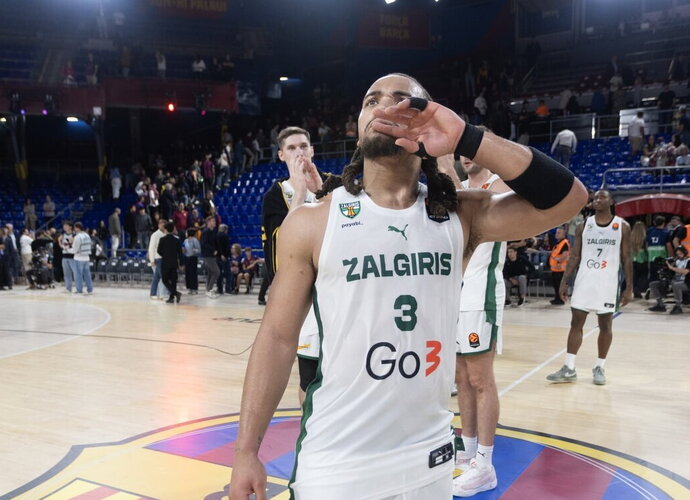 C.Edwardsas vedė komandą į pergalę (Euroleague.net)