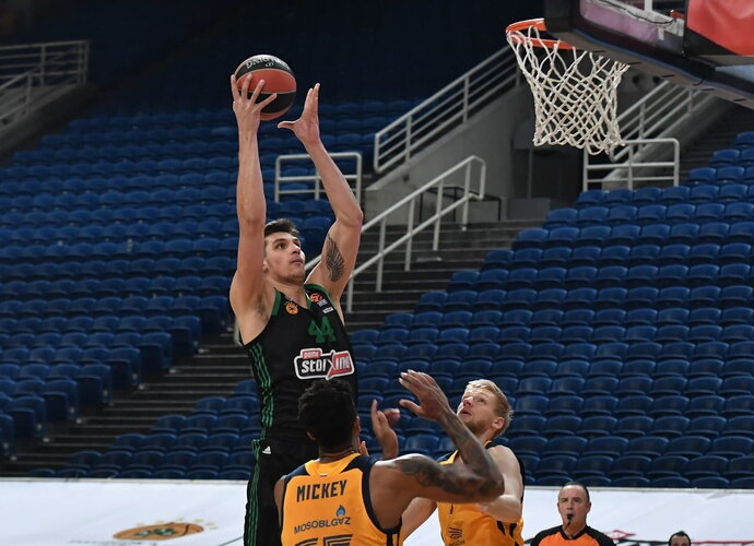 K.Mitoglou surinko net 42 naudingumo balus