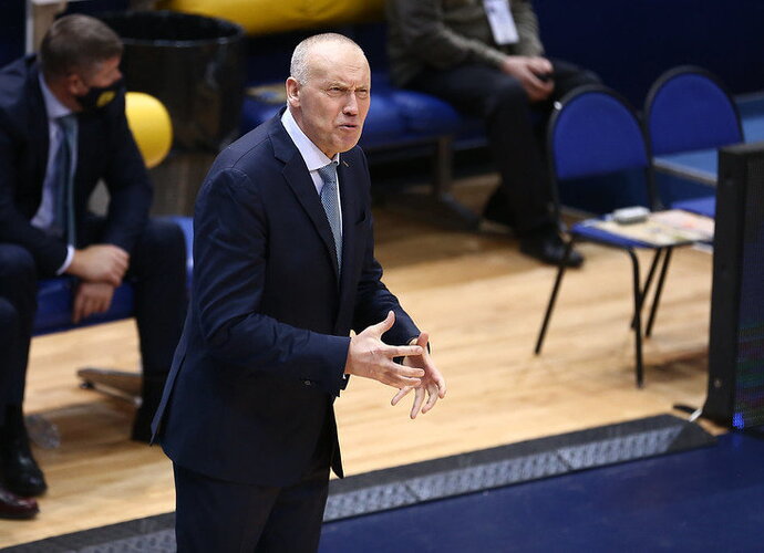 R.Kurtinaitis atgaus pinigus