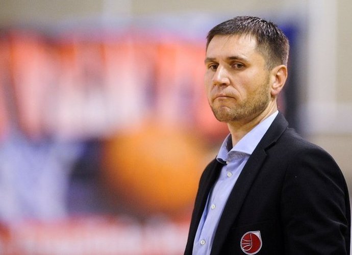 V.Sirvydis darbuojasi Kėdainių klube (Fotodiena.lt)