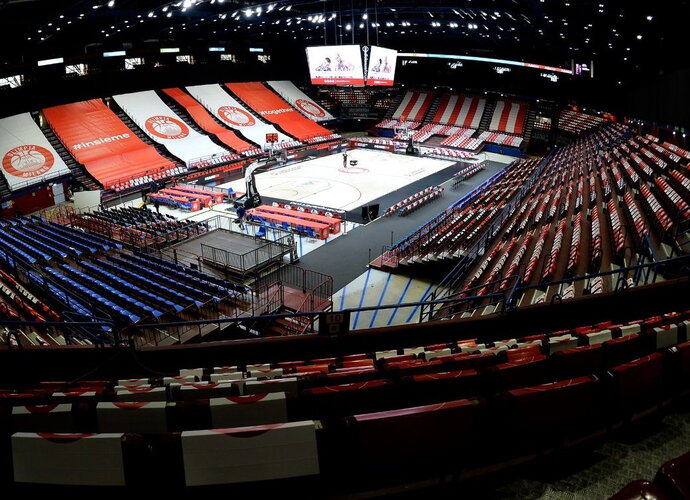 „Mediolanum Forum“ arena liks tuščia