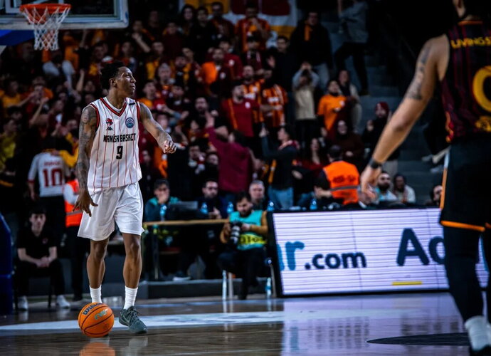 S.Lee grįžta į Eurolygą (FIBA nuotr.)