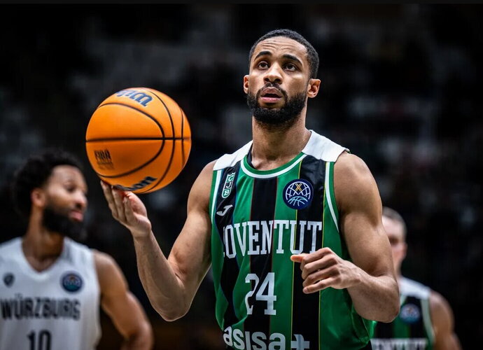 C.Huntas gali keltis į Eurolygos klubą (FIBA nuotr.)