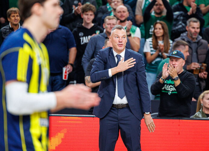 Š.Jasikevičius ir toliau matomas prie Eurolygos čempionų vairo (BNS nuotr.)