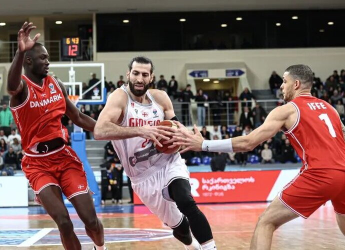 T.Shengelia vedė kartvelus pergalės link (FIBA nuotr.)
