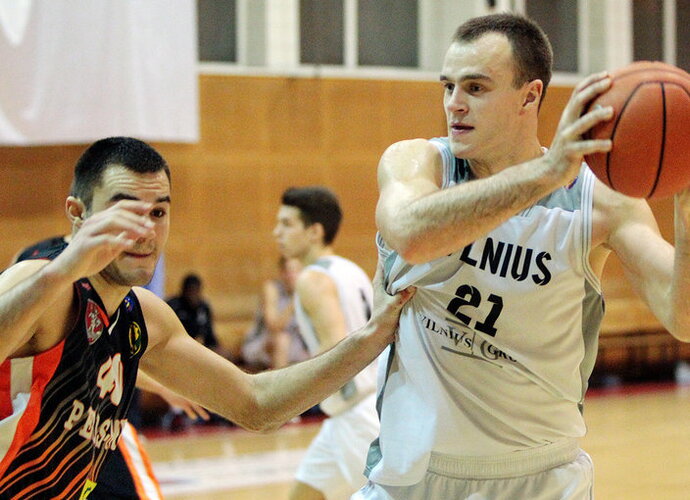 V.Lukša pelnė 7 taškus, bet to pergalei nepakako (Foto: Augustas Didžgalvis)