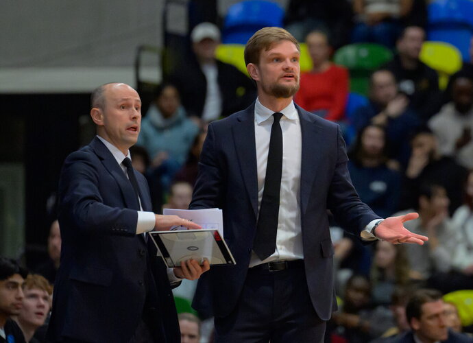 T.Sabonis siekia jau antrojo trofėjaus su Londono klubu (Scanpix nuotr.)