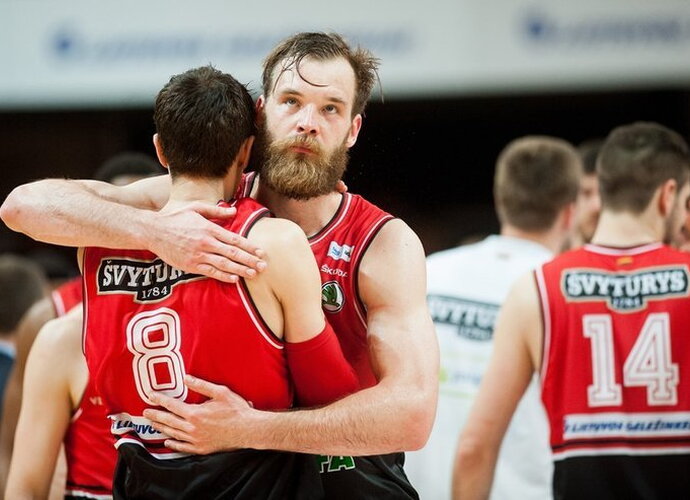 „Lietuvos rytas“ žūtbūt bando pratęsti sutartį su A.Kavaliausku (Fotodiena.lt)