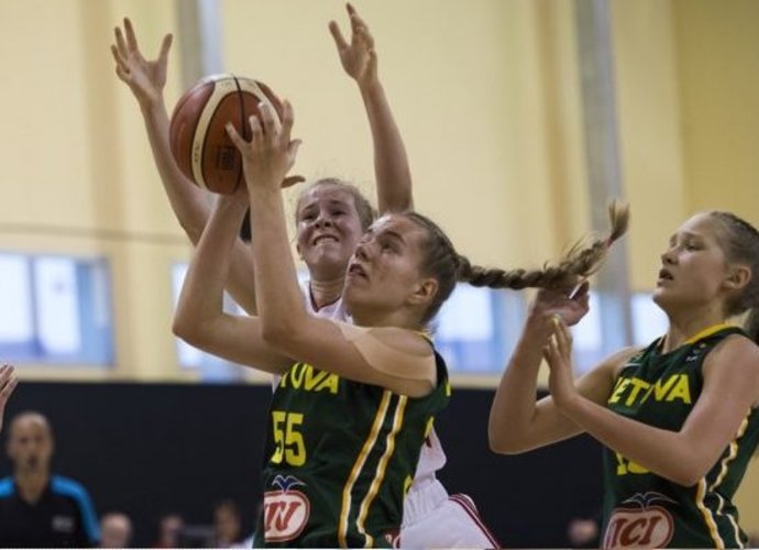Solidaus S.Visockaitės dvigubo dublio pergalei pasiekti nebuvo gana (FIBA Europe nuotr.)