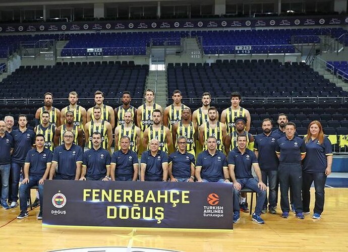 „Fenerbahče“ vėl bus tarp pretendenčių laimėti titulą 