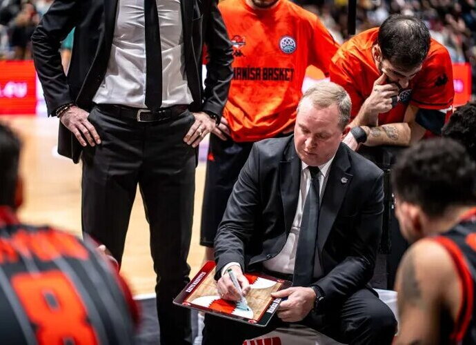 K.Maksvyčio auklėtiniai bando kilti iš dugno (FIBA nuotr.)
