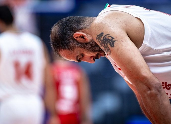 H.Haddadi baigė karjerą rinktinėje (FIBA nuotr.)