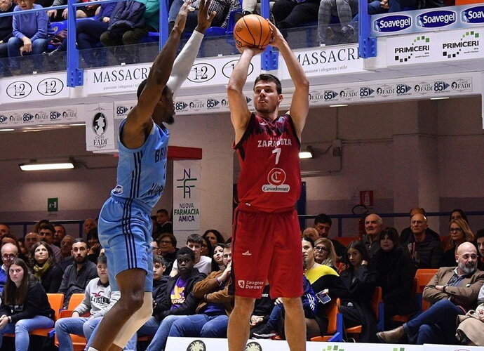 J.Barreiro domina kelis klubus (FIBA Europe nuotr.)
