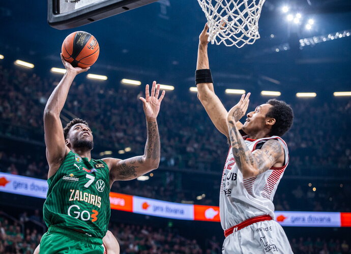 Kauniečiai žaidžia namie (Foto: Rokas Lukoševičius)