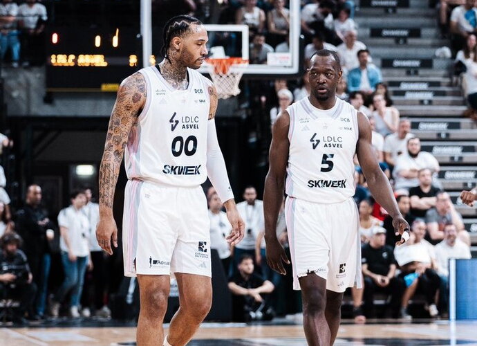 ASVEL triumfavo