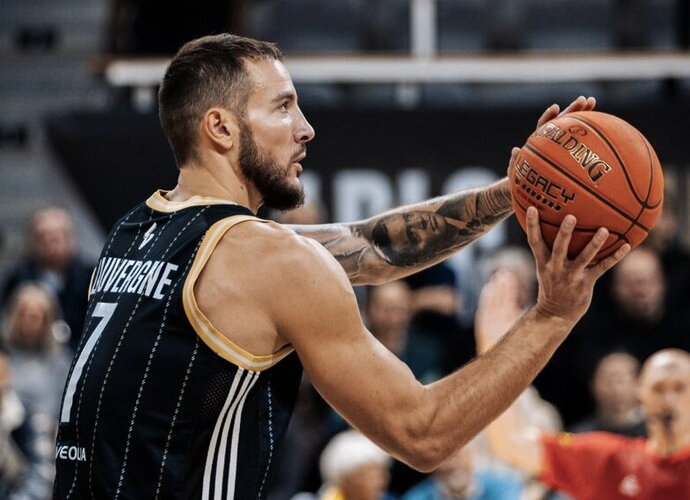 J.Lauvergne'as paliks ASVEL
