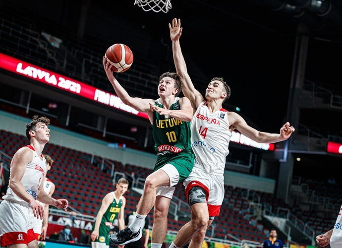 D.Stenionis kalbėjo apie jo lyginimą su L.Lekavičiumi (FIBA nuotr.)