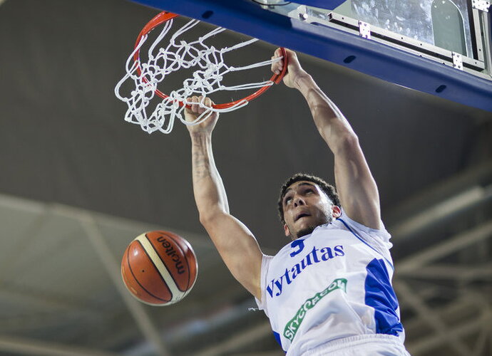 LiAngelo Ballas įmetė 20 taškų (www.kavolelis.lt)