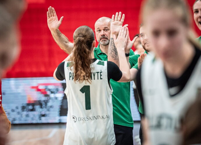 E.Ženevičius namo grįžo su medaliu (FIBA nuotr.)