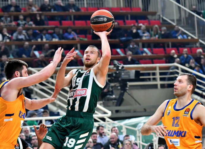 L.Lekavičius pelnė 4 taškus