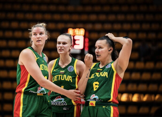 Lietuvės kovos su serbėmis (FIBA nuotr.)