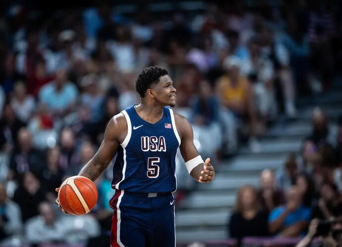 A.Edwardsas vedė amerikiečius į priekį (FIBA nuotr.)